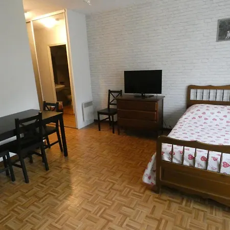 Le Chateau Durieux 3 - Proche Tous Commerces, Agreable Sutdio ! Mae-7774 *